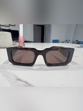 Prada Rectangular Tortoiseshell Sunglasses - Brown Lenses